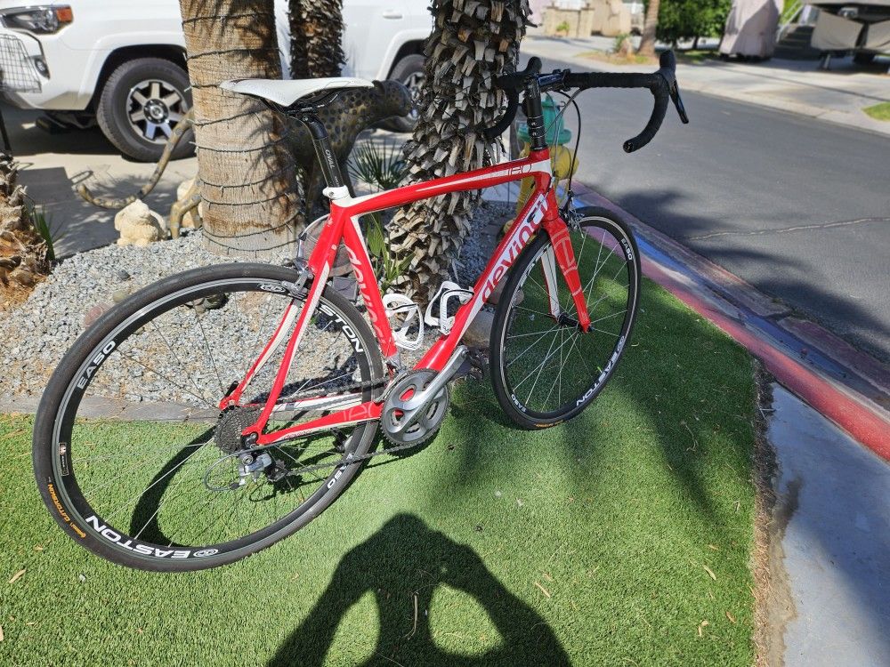 Devinci Leo Sl Road Bike