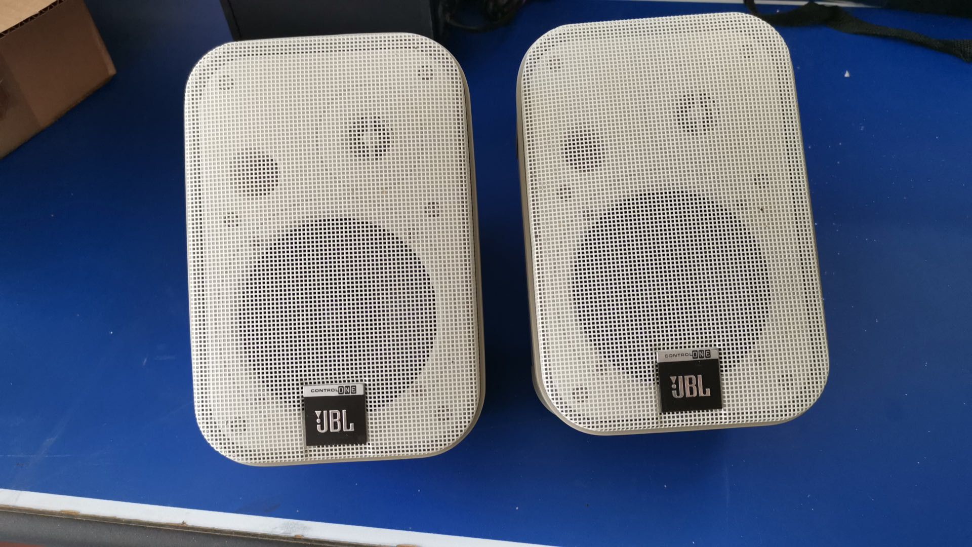 Jbl Controlone Outdoor speaker set