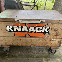 Knaack Toolbox