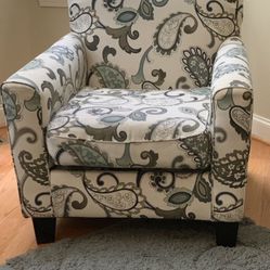 Accent Chair 