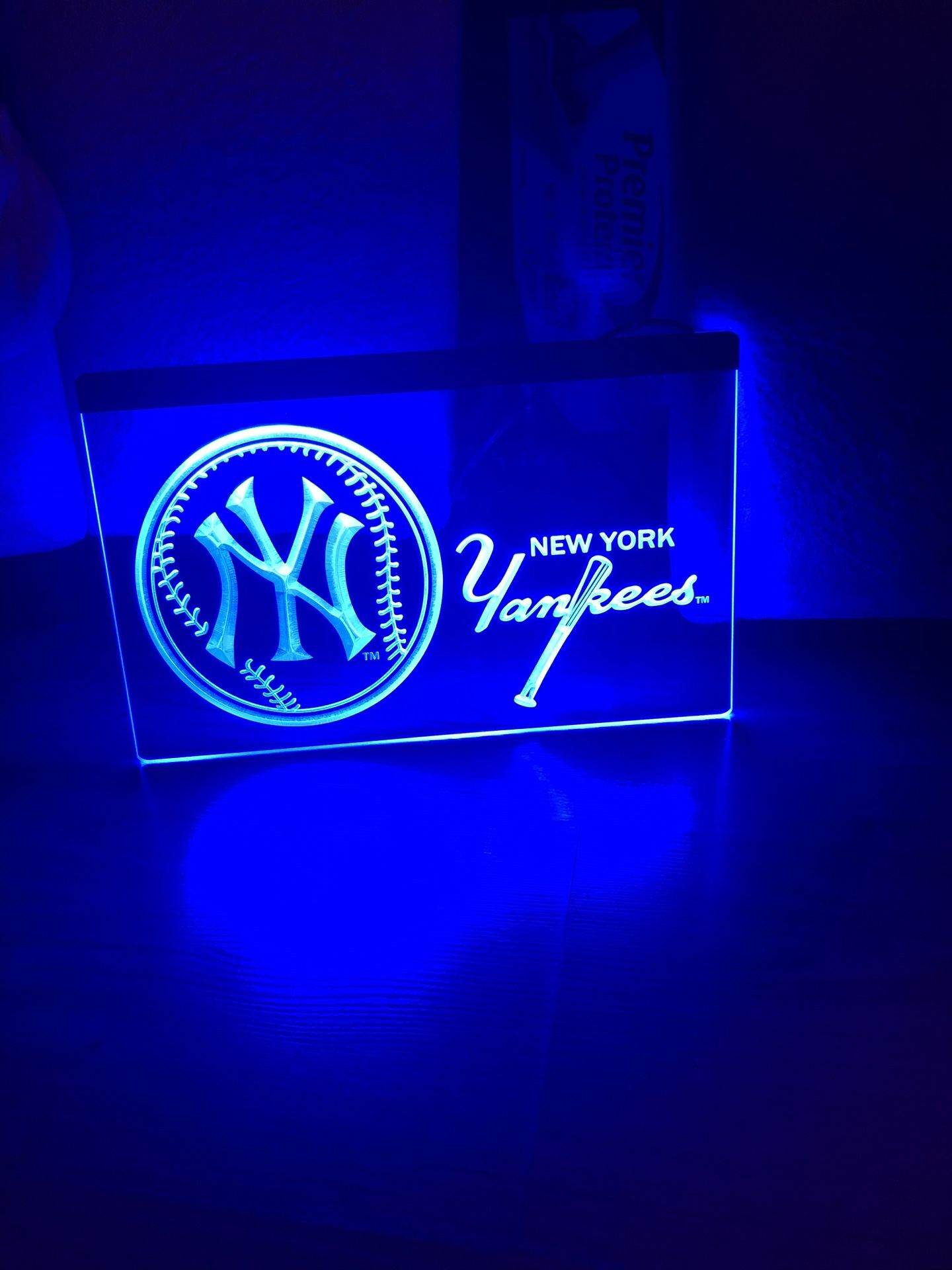 NEW YORK YANKEES LED NEON BLUE LIGHT SIGN 8x12