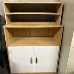 Storage Cabinet 🗄️ With Shelf