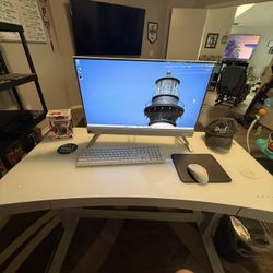 Dell Inspiron 27” 7710 All In One w/ electronic desk 