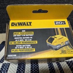 Dewalt Xr 20V 8 AH Battery