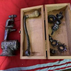 Vintage Brevete No 2 Food Chopper w/cutters