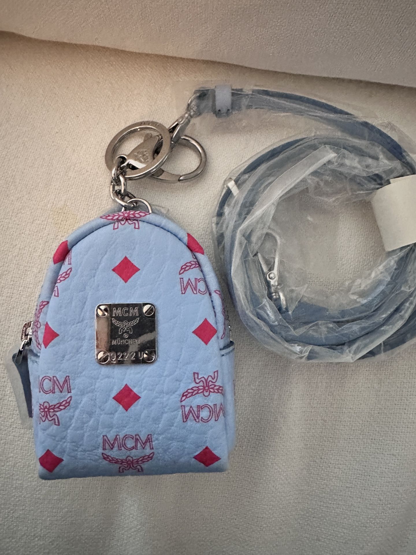 mcm keychain wallet Backpack  blue new never use 