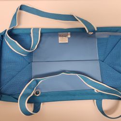 New without tags thirty-one gifts blue tote bag. Foldable. measures 22"x10"x10"