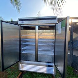 ATOSA MBF8503 Commercial 2 Door Freezer￼

 

 

 

 

 

 

 

 


