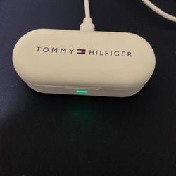Tommy Hilfiger Wireless Earbuds