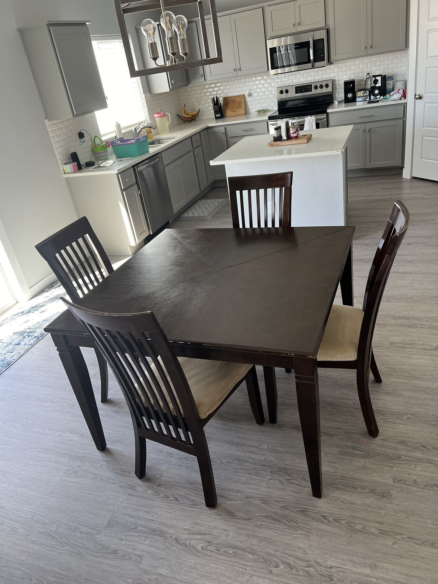 Kitchen Dining Table And Chairs 
