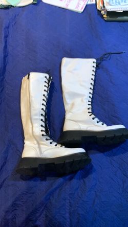 Women’s cosplay white boots