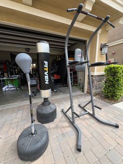 Fitven Freestanding Punching Bag with Speed Bag and Power Tower