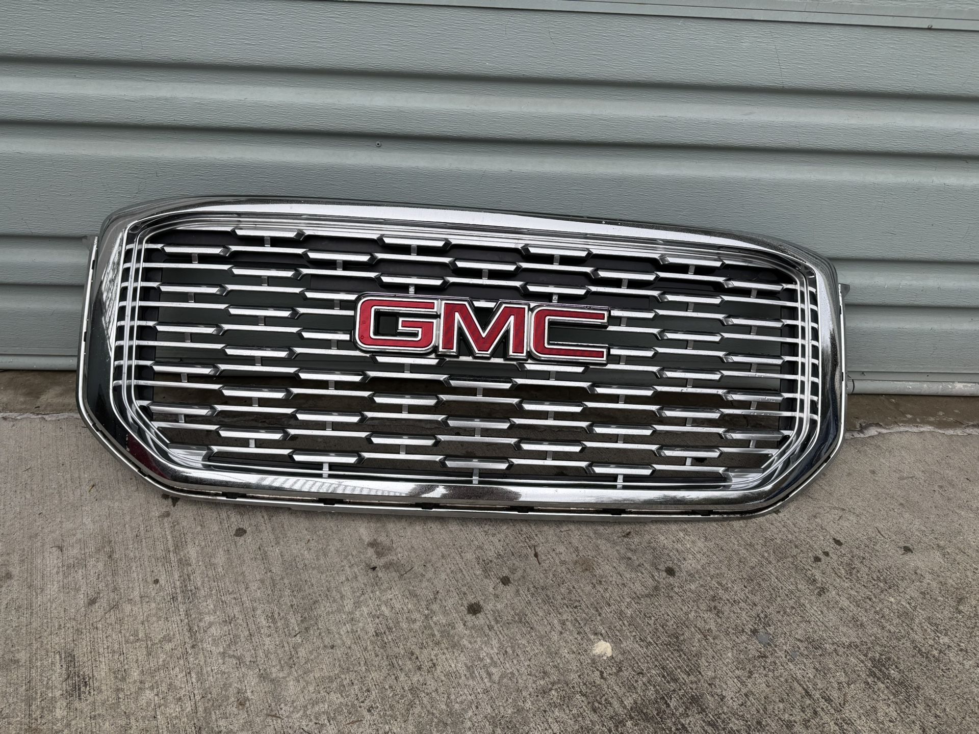 2015-2020 GMC YUKON DENALI CHROME GRILL