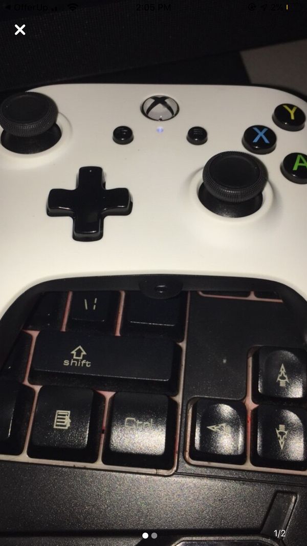 Xbox one controller with extra buttons on back for Sale in Glenarden, MD OfferUp