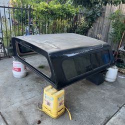 2002 Nissan Frontier Cap