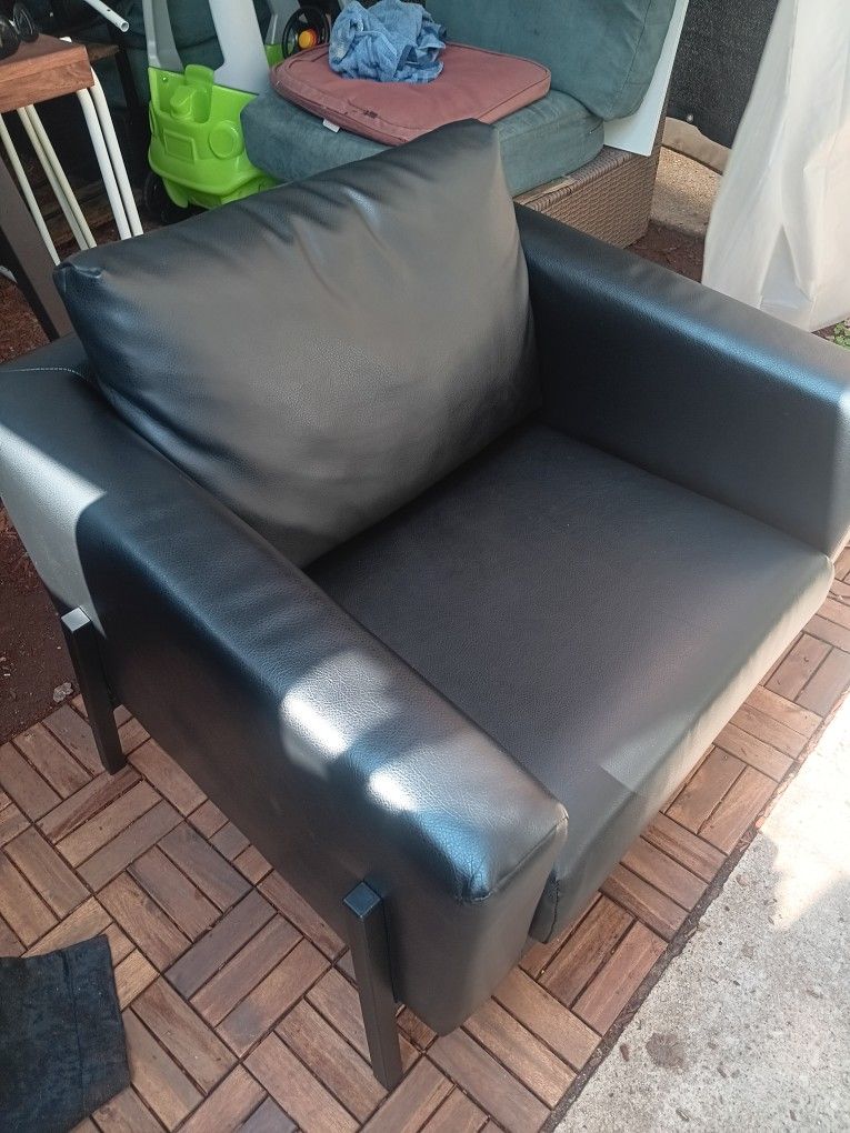 Vegan Leather Lux Black Chair Very Good Condition