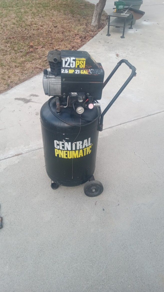 Central Pneumatic Air Compressor