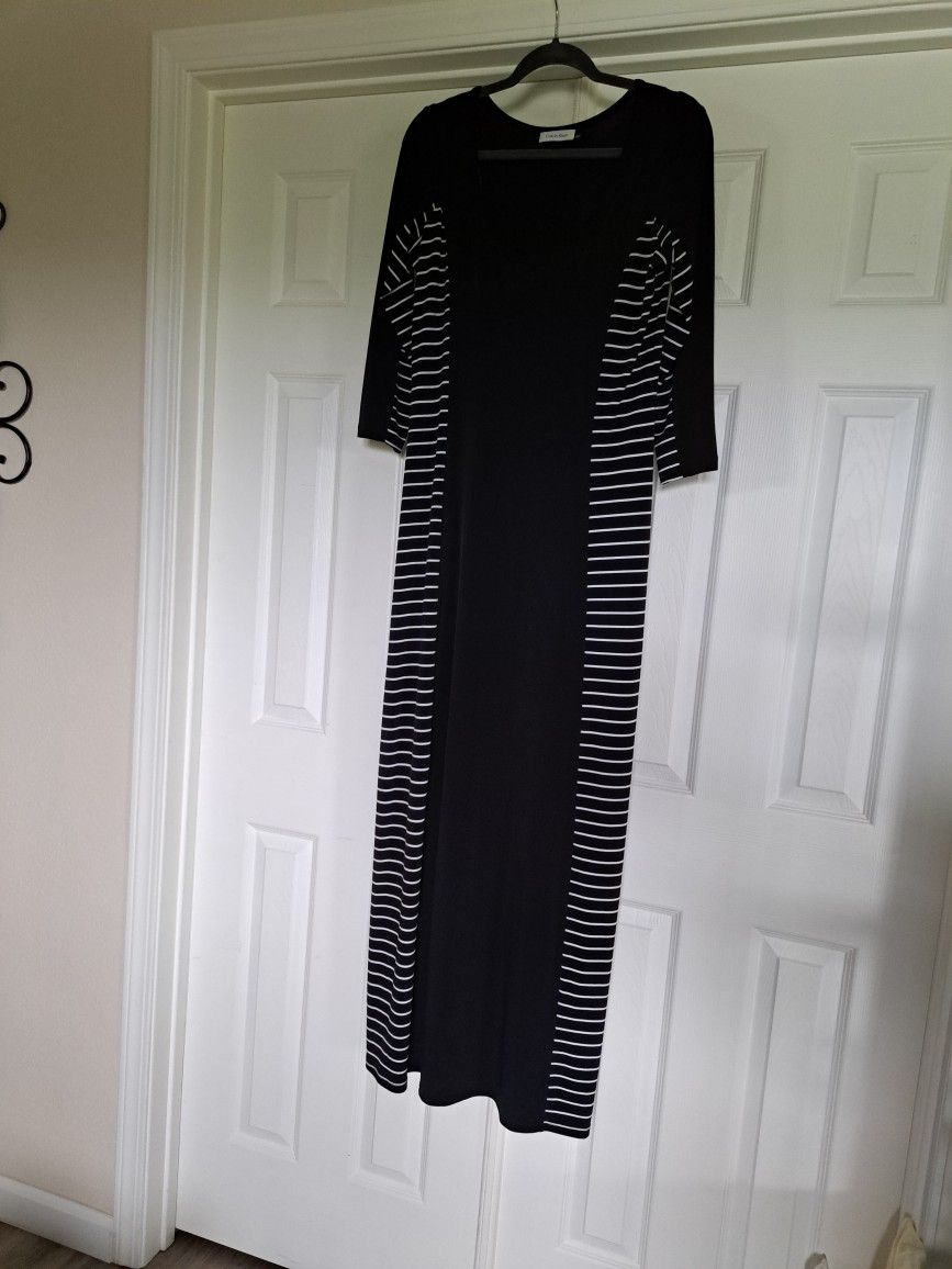 Calvin Klein Maxi Dress - New - Black White