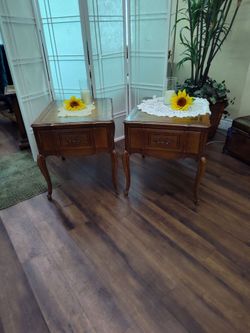 END TABLES, FRENCH STYLE, LEATHER INSERTS.  BEAUTIFUL.  ABSOLUTELY VINTAGE!