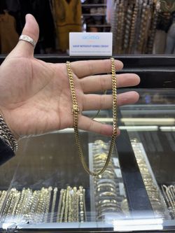 14k Cuban Chain 🎅 We Buy Gold 14k $70 X Gram