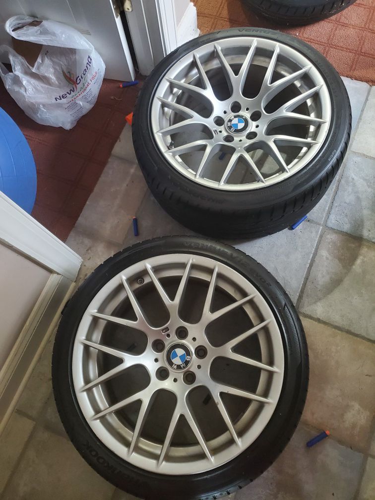 E92 BMW M3 Competition wheels with tires