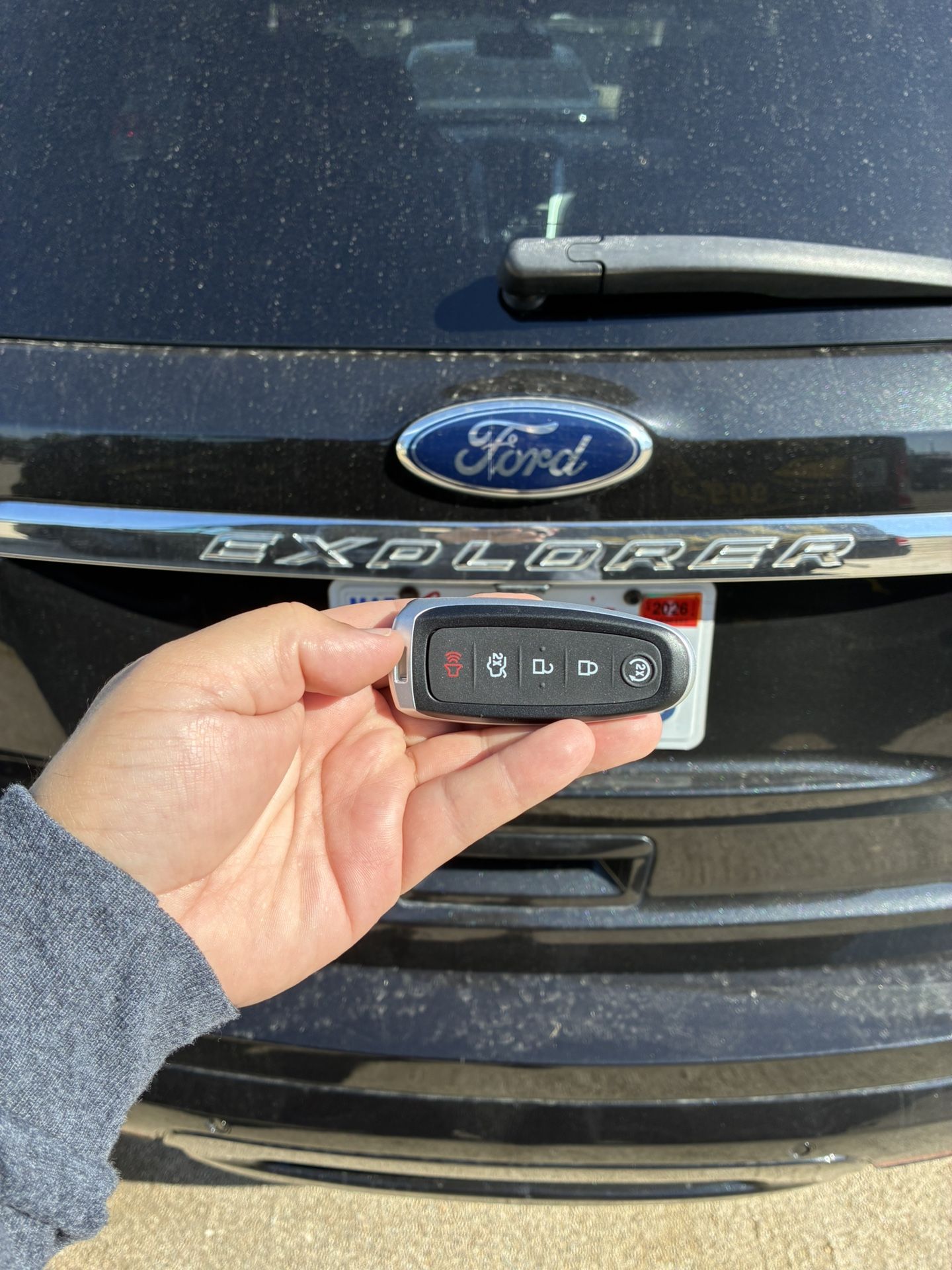 Car Keys/ Llaves Para Carro