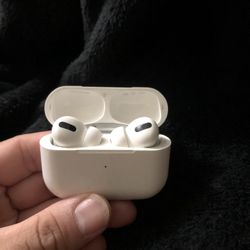 Apple AirPod Pros