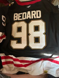 Connor bedard jersey xl