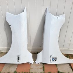 2019 - 2024 dodge Ram 2500 Fenders oem LH & RH