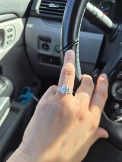Top Grade 4-carat Moissanite Ring – Size 5 💍
