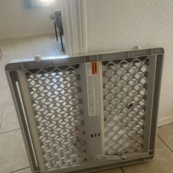 Pet or Baby Gate 