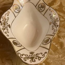 Vintage Small 14k Gold Design Bowl 