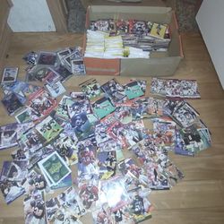 Football Cards Lot Of Old Ones Thumbnail