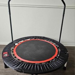 40" Foldable Trampoline. Foldable with adjustable handle max load 450lbs