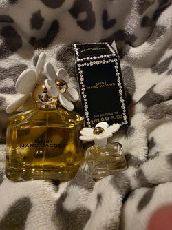 Daisy Marc Jacobs and mini dabber