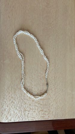 3 strands twisted white fresh water pearl necklace with lock