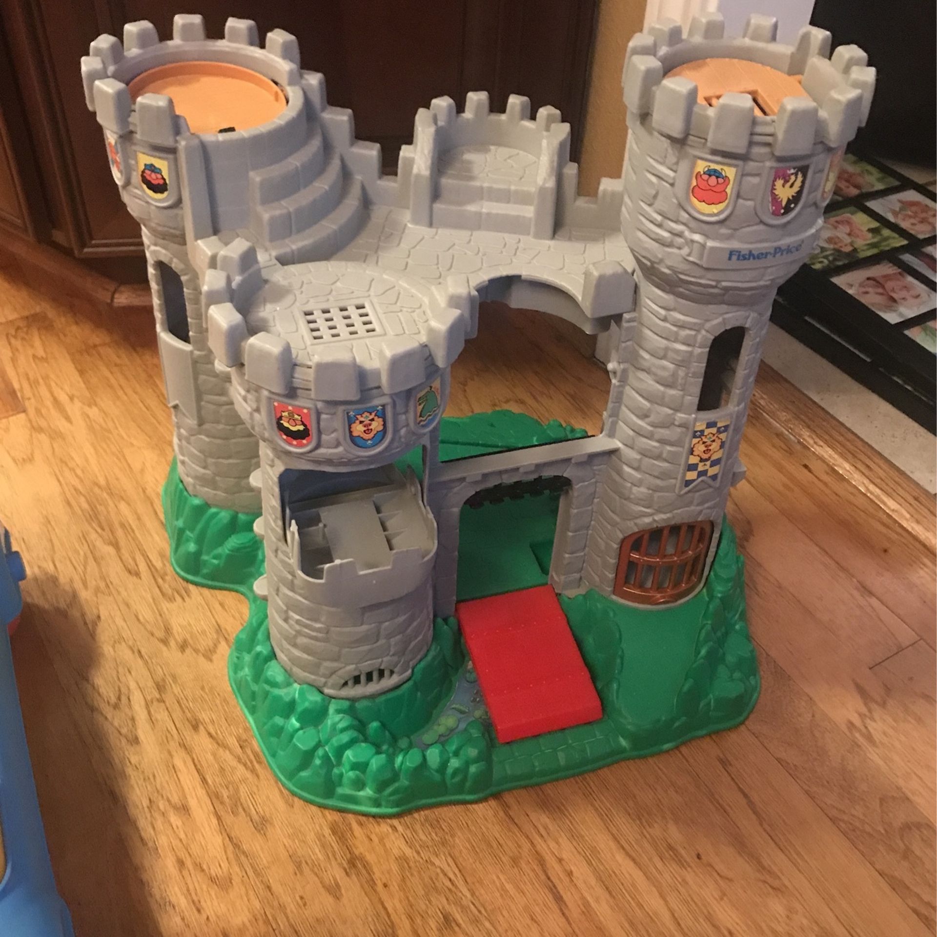 Fisher Price Imaginext Castle