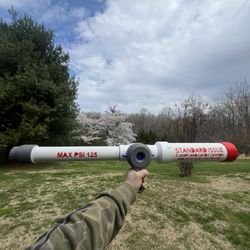 T-Shirt Launcher - Air Powered Cannon For Launching 100ft*