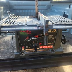 Tablesaw craftsman 10 Inch With Rip Fence Cash Only.   Groveland