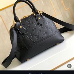 Louis Vuitton Black 