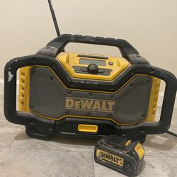 Dewalt Job site Bluetooth Radio 