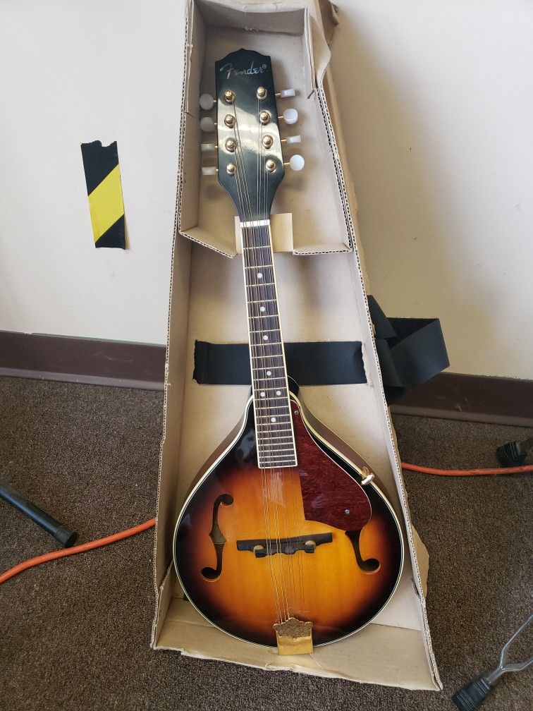 Fender Sunburst FM-53S Mandolin