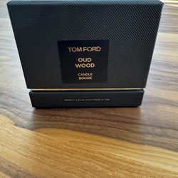 Tom Ford Oud Wood Candle 