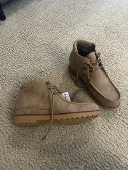 C503 woman Tan Suede Lace-Up Chukka Boots but high heel size 8 bobs sketchers