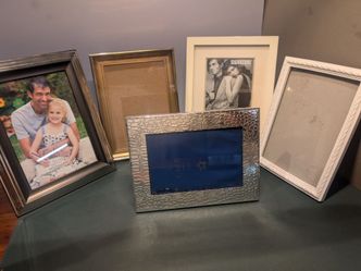 Lot of 5 Desktop Photo Frames (Gold, Silver, White) – Assorted Sizes