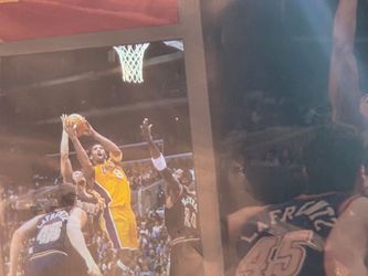 2000 stadium club capture the action game view. Kobe Bryant, only a 100 copies  made pop 2 none higher Mint graded
