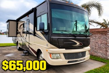 2014 Fleetwood Bounder 36E