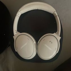 Bose QC35 II Wireless Noise-Canceling Headphones (White) – Pristine Condition