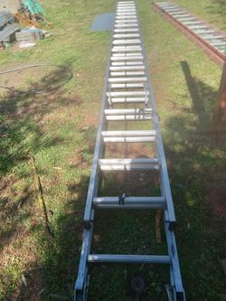 Aluminum 32ft Werner Extension Ladder Blue Tip