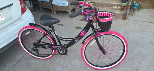 Susan G. Komen Cruiser bike